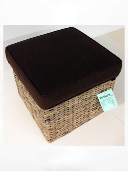 Hocker rotan met bruin kussen